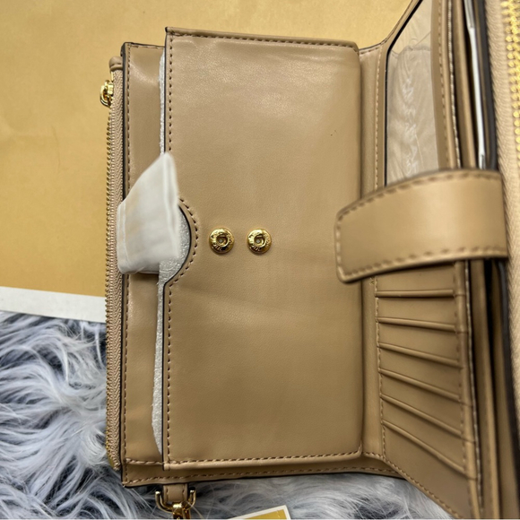 Michael Kors DoubleZip Wallet Wristlet
Phone Case - Picture 4 of 11